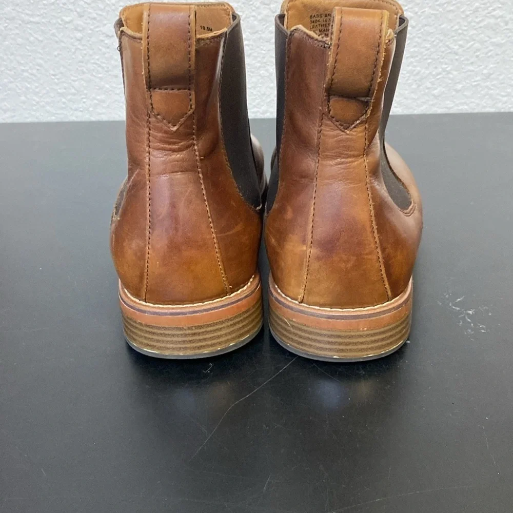 Bass mens boot size 10.5